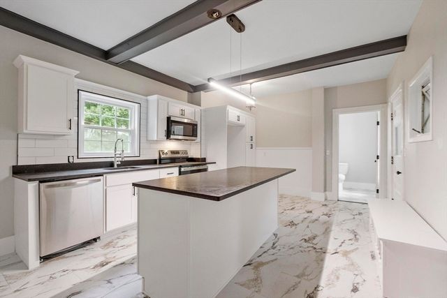 1347 Main Street, Leominster, MA 01453