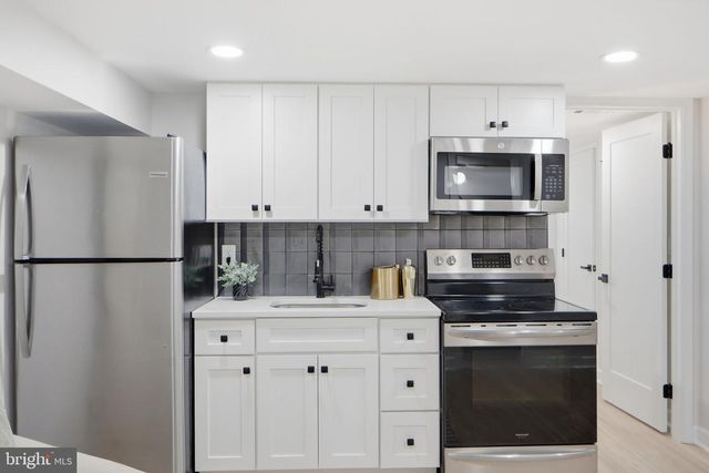 1412 TRINIDAD AVE NE, Washington, DC 20002