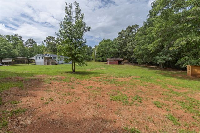 1317 E Broad Street, Iva, SC 29655