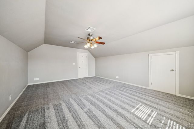 13606 S 261st East Avenue, Coweta, OK 74429