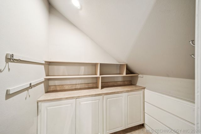 13606 S 261st East Avenue, Coweta, OK 74429