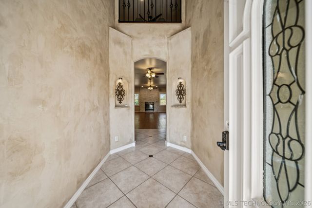 13606 S 261st East Avenue, Coweta, OK 74429