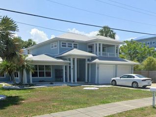 4224 NE Skyline Drive, Jensen Beach, FL 34957