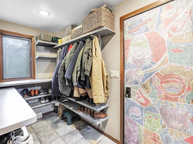 240 SCOUT WAY, De Pere, WI 54115