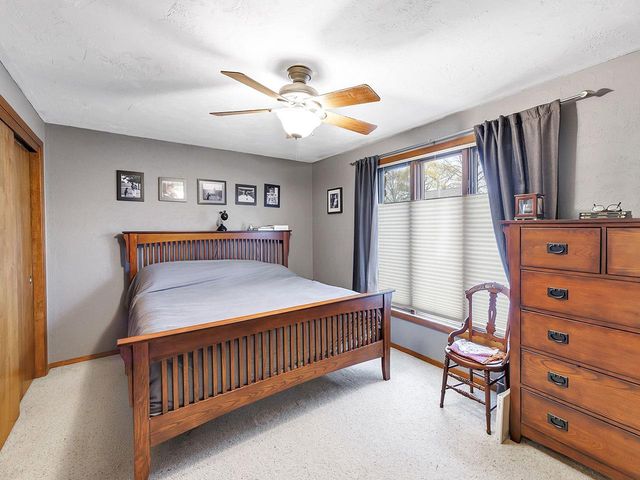 240 SCOUT WAY, De Pere, WI 54115