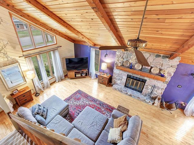 240 SCOUT WAY, De Pere, WI 54115