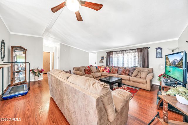 2510 E UTOPIA Road, Phoenix, AZ 85050