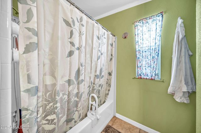 2510 E UTOPIA Road, Phoenix, AZ 85050