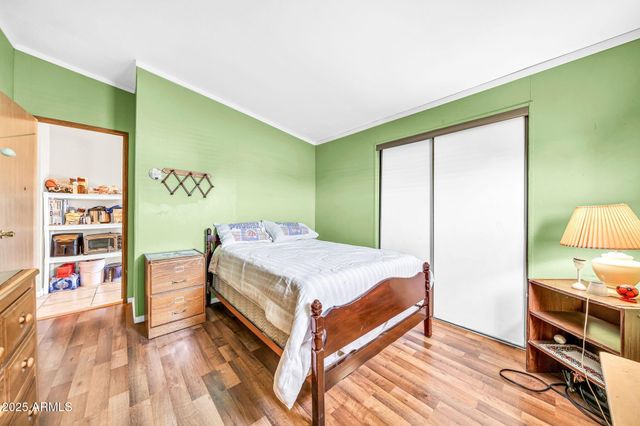 2510 E UTOPIA Road, Phoenix, AZ 85050