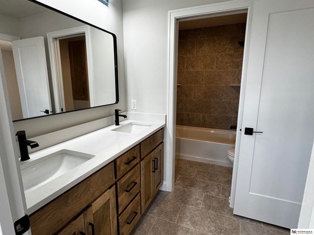 11505 S 116th Street, Papillion, NE 68046