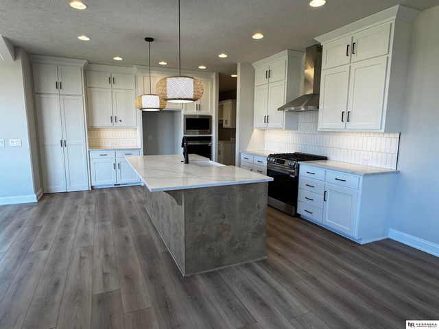 11505 S 116th Street, Papillion, NE 68046