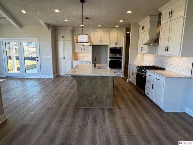 11505 S 116th Street, Papillion, NE 68046