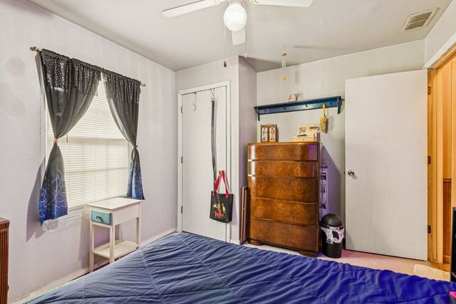 820 S Pine Street, Streamwood, IL 60107