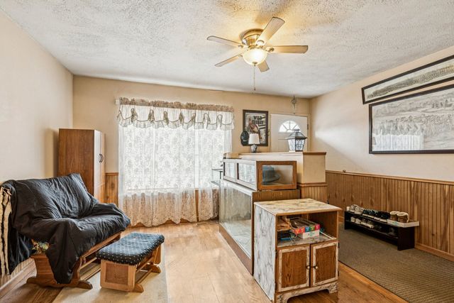 820 S Pine Street, Streamwood, IL 60107