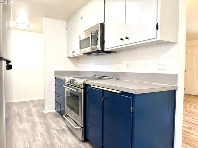 4905 NECTAR Way, Eugene, OR 97405