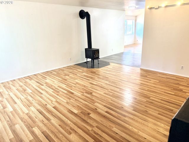 4905 NECTAR Way, Eugene, OR 97405