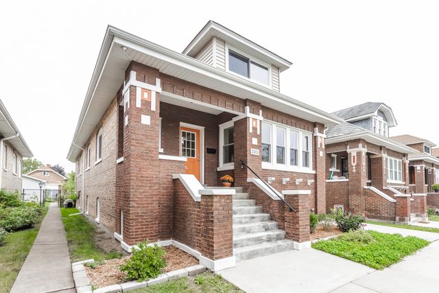 2311 Scoville Avenue, Berwyn, IL 60402