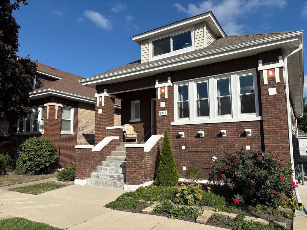 2311 Scoville Avenue, Berwyn, IL 60402