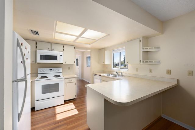 8304 SW 107TH PLACE, Ocala, FL 34481