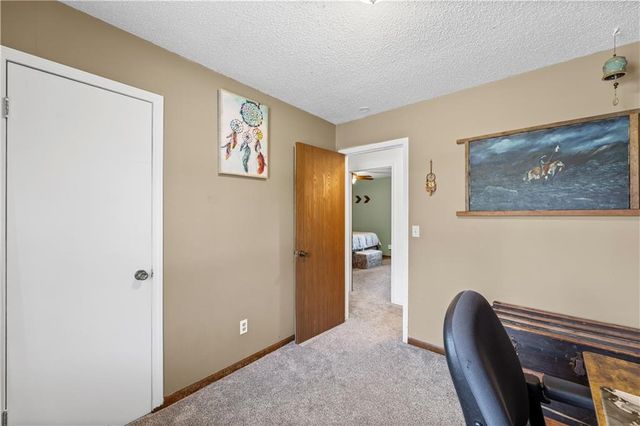 507 W CAMBRIDGE Road, Belton, MO 64012