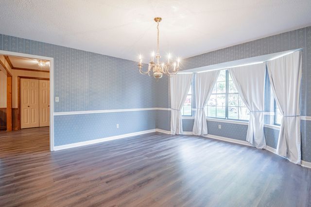 33 Joy Ann Circle, Rossville, GA 30741