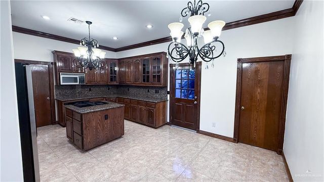 805 N J Street, Mcallen, TX 78501