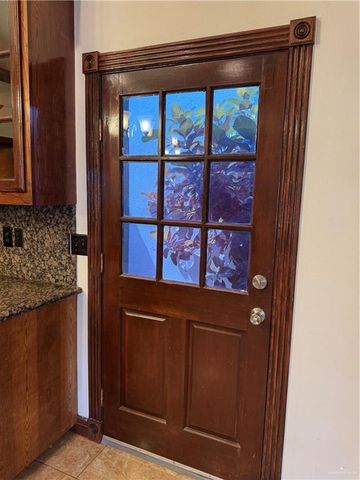 805 N J Street, Mcallen, TX 78501