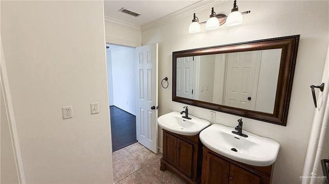 805 N J Street, Mcallen, TX 78501