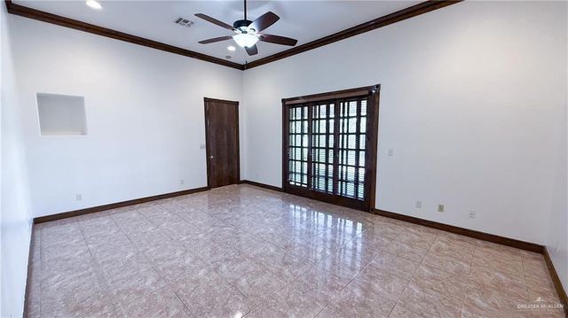 805 N J Street, Mcallen, TX 78501