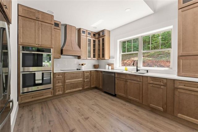 192 Browns Point, Dawsonville, GA 30534