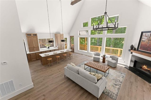 192 Browns Point, Dawsonville, GA 30534