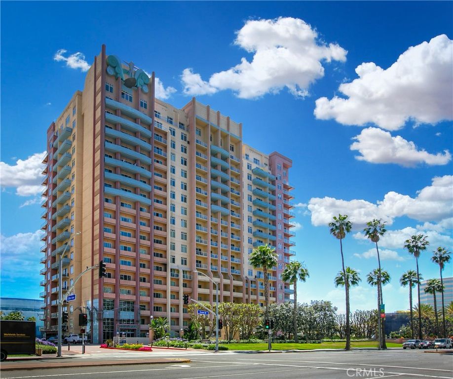 Image 1 of property listing at 388 E Ocean Boulevard 1415, Long Beach, CA 90802