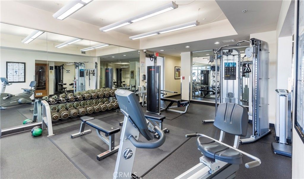 Image 28 of property listing at 388 E Ocean Boulevard 1415, Long Beach, CA 90802