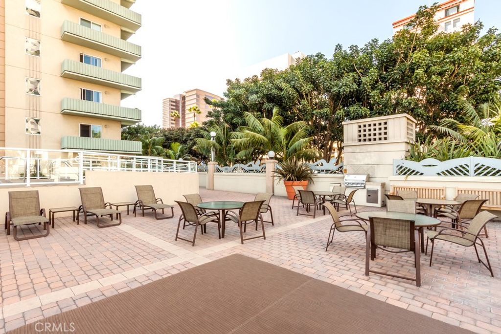 Image 30 of property listing at 388 E Ocean Boulevard 1415, Long Beach, CA 90802