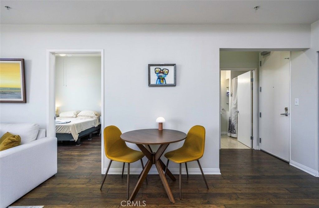 Image 8 of property listing at 388 E Ocean Boulevard 1415, Long Beach, CA 90802