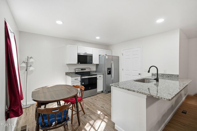 170 Brighton Place, Bristol, TN 37620