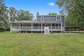 558 W Clarkston, Orion Charter Twp, MI 48362