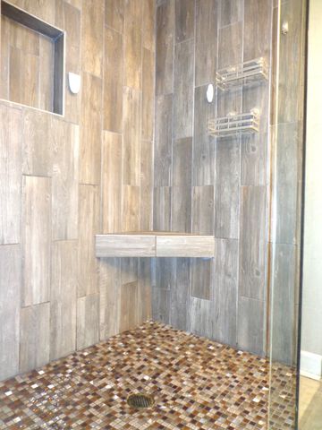 181 Washington Ave, Camden, TN 38320