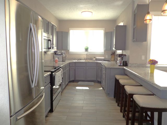 181 Washington Ave, Camden, TN 38320