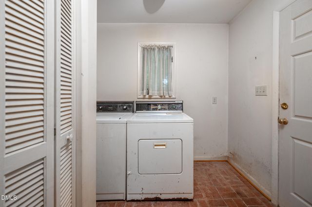 8901 Art Road, Cedar Grove, NC 27231