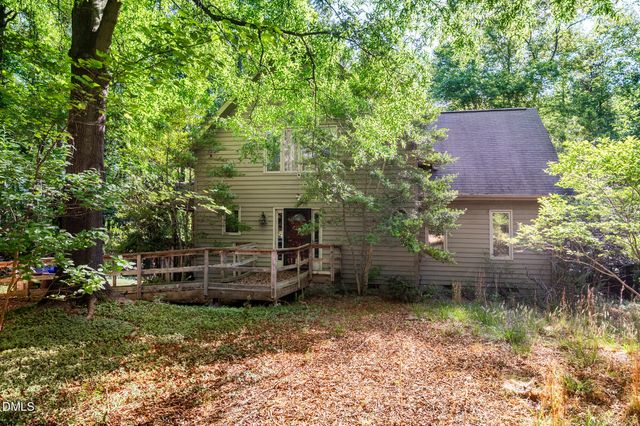 8901 Art Road, Cedar Grove, NC 27231