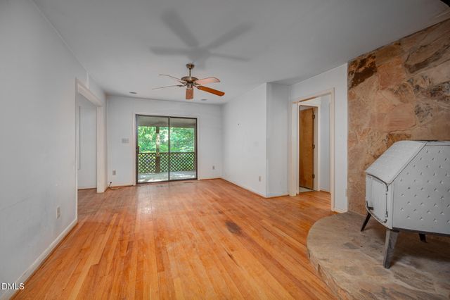 8901 Art Road, Cedar Grove, NC 27231
