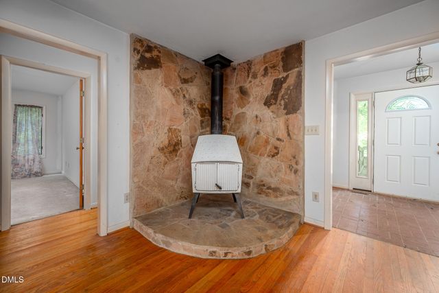 8901 Art Road, Cedar Grove, NC 27231