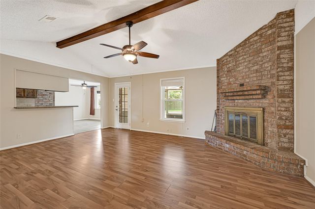 10010 Lost Pine Drive, Baytown, TX 77521