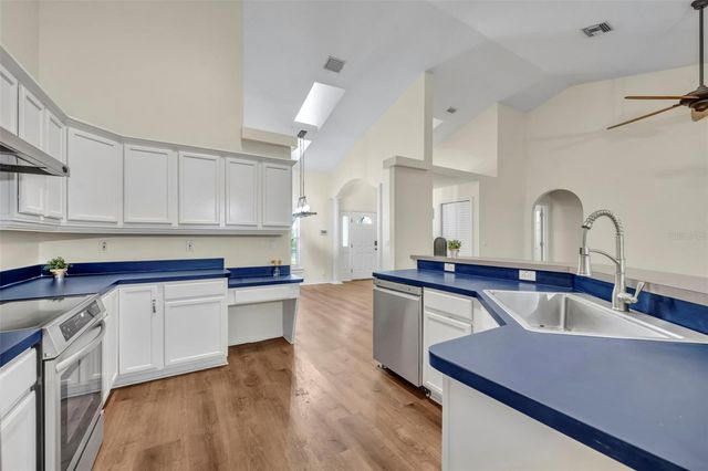 10435 CARLSON CIRCLE CIRCLE, Clermont, FL 34711