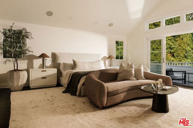 1228 Amalfi Drive, Los Angeles, CA 90272