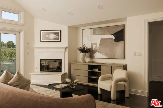 1228 Amalfi Drive, Los Angeles, CA 90272