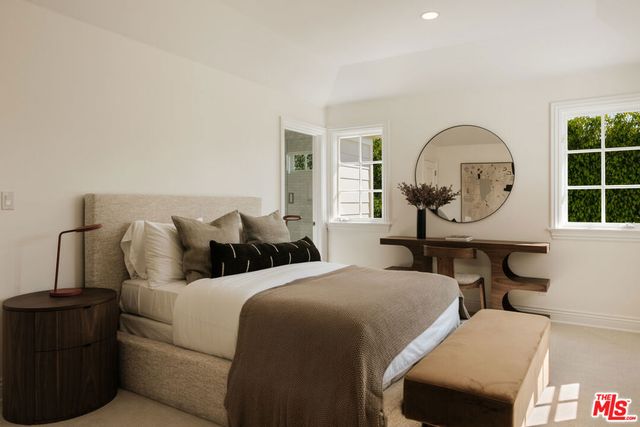1228 Amalfi Drive, Los Angeles, CA 90272