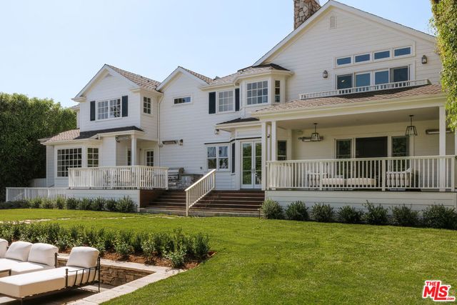 1228 Amalfi Drive, Los Angeles, CA 90272