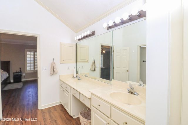 123 Caribbean Cove, Clinton, MS 39056